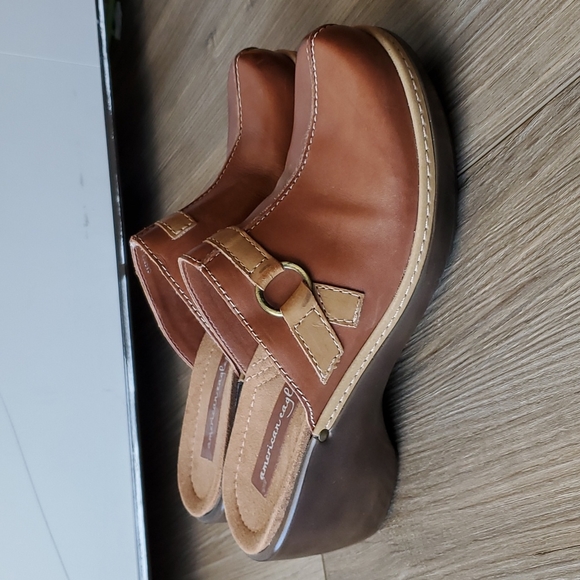 American Eagle Casper Clogs Y2K - Picture 1 of 9